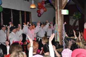 2013-02-07 20-45-22 Lokomotive Weiberfastnacht